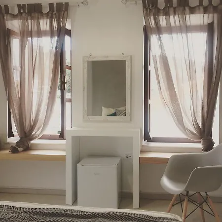 Apartment Blue Eye